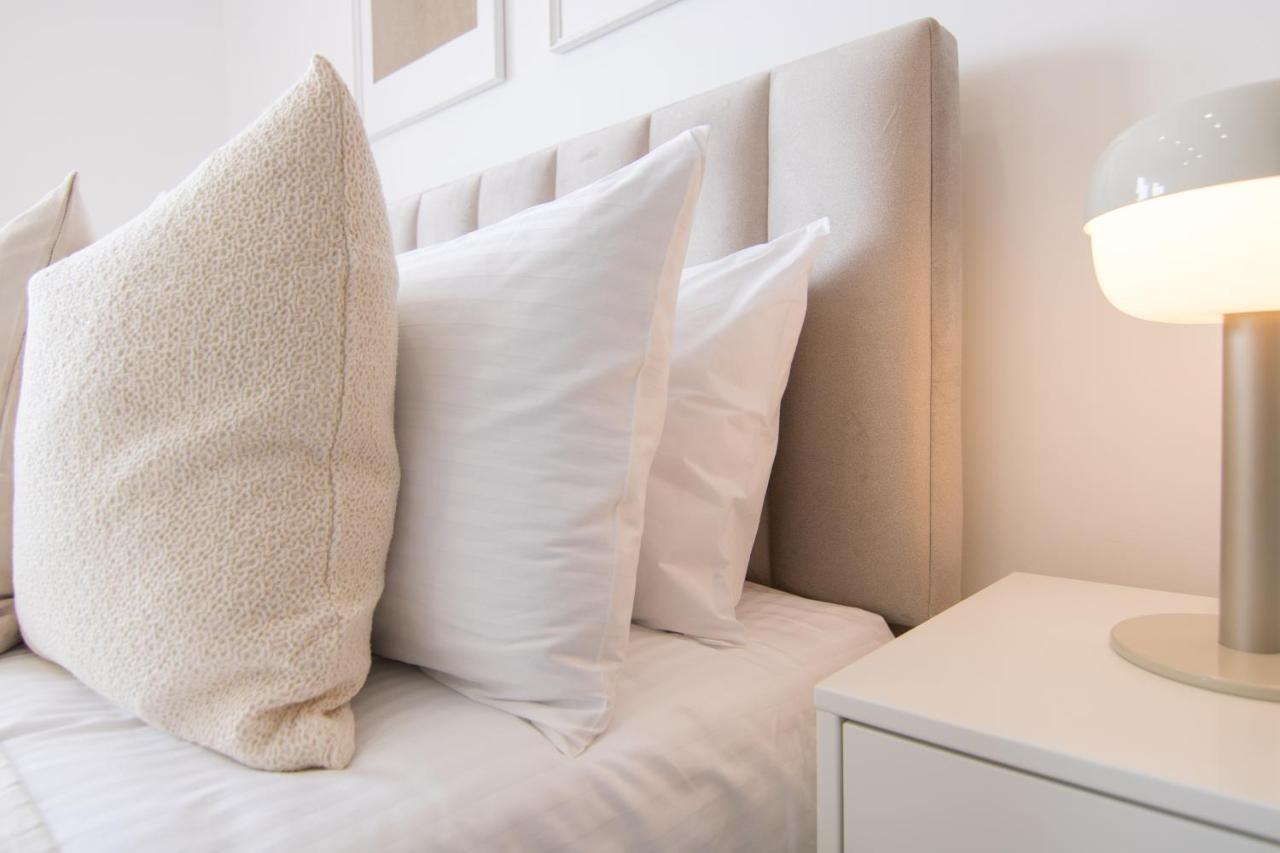 Phaedrus Living Seaview Modern Flat Limnaria 134 Apartment Paphos Bagian luar foto